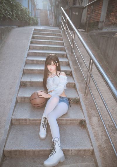 和僧侣交合的