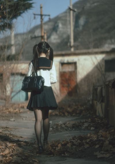 红色按钮电视剧全集播放免费观看