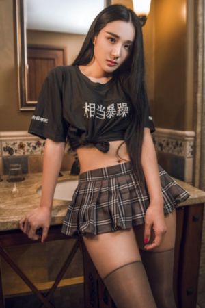女知青双乳嫩白高耸糙汉
