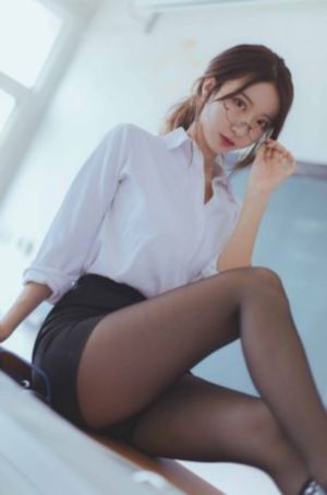 偶像的穴