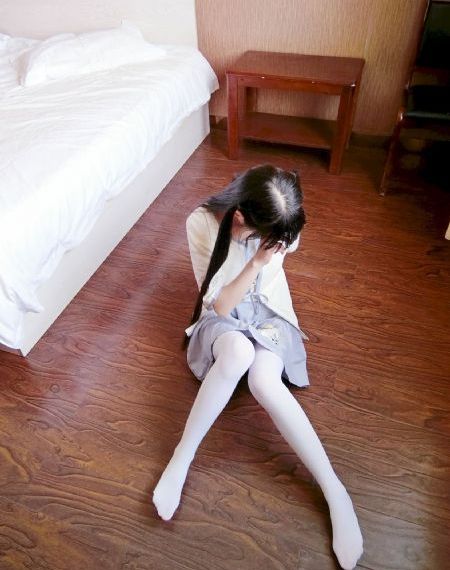 老头的大龟挺进秀婷小说