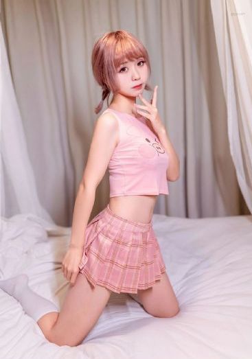 25岁的女高中生动漫