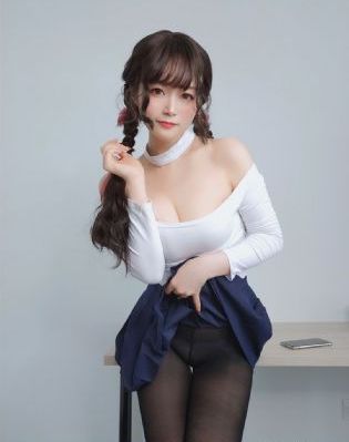 25岁女高中
