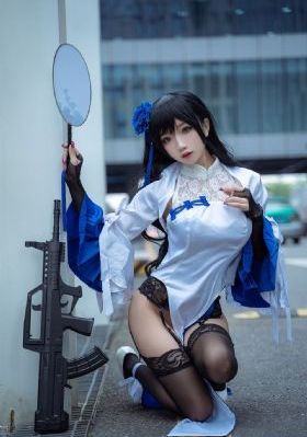 裙子里的野兽